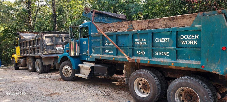 Gravel Hauler Service